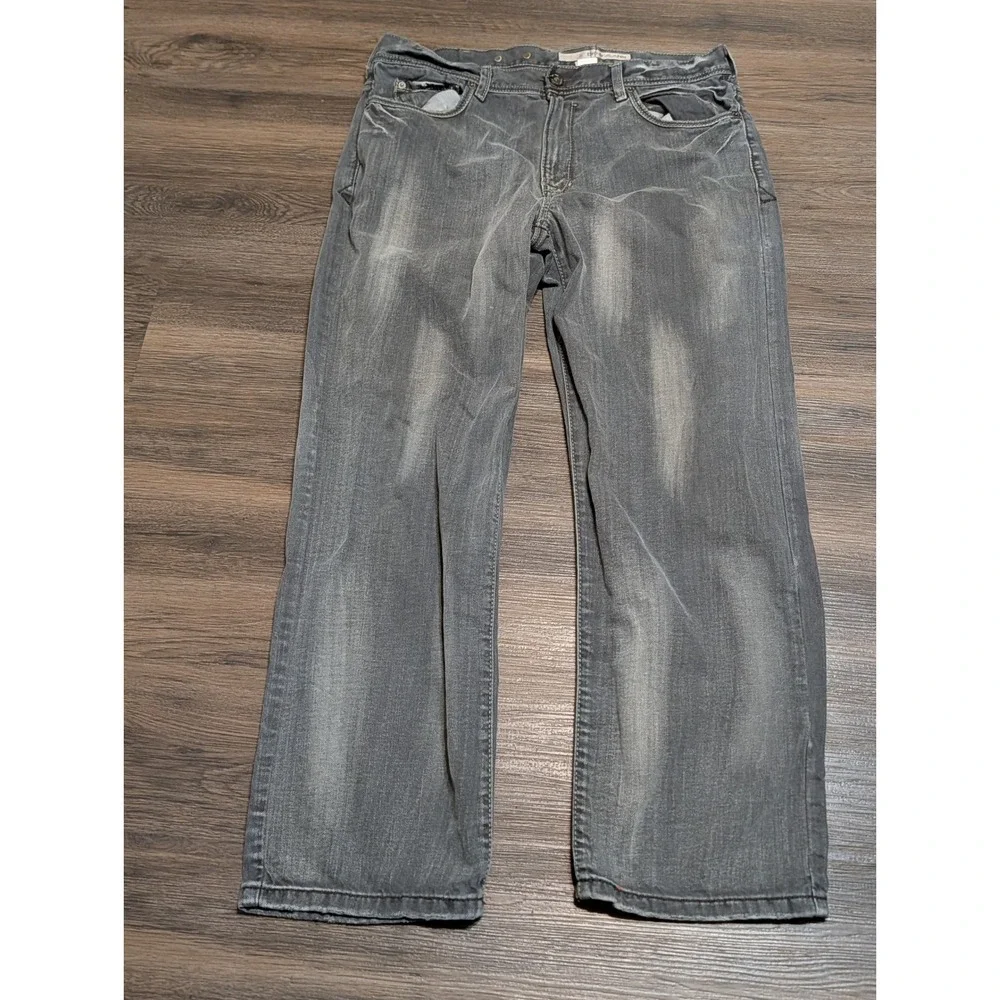 DKNY Soho Jeans Mens 36x30 Gray Faded Denim Cross Patch Back Pockets Y2K Grunge